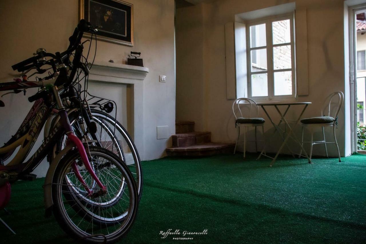 Lunesco Alloggio Divino, Chambre D'Amis Lu (Piedmont) Buitenkant foto
